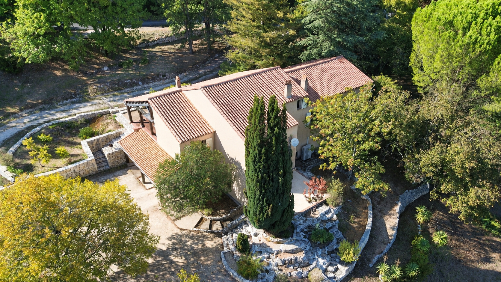 Agence immobilière de SAINT CYBARD IMMOBILIER Angouleme - SAINT CYBARD IMMOBILIER