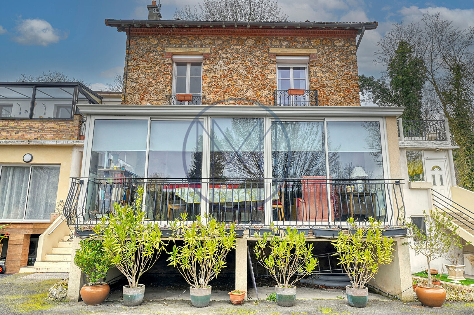 Maison Ville D Avray 5 pièce(s) 81.57 m2 carrez / 106.57  au sol