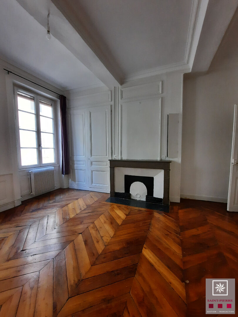Agence immobilière de Saint Pierre transactions Lyon - SAINT-PIERRE TRANSACTION
