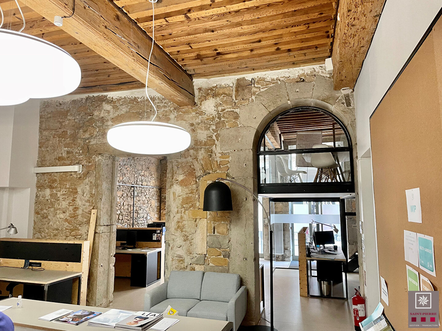 Agence immobilière de Saint Pierre transactions Lyon - SAINT-PIERRE TRANSACTION