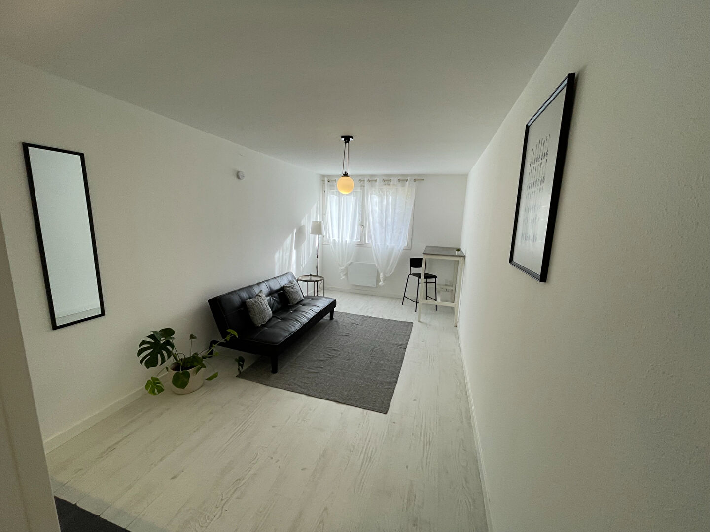 Coeur des Pradettes, idéal investisseur Appartement  1 pièce(s) 22.5 m² avec parking
