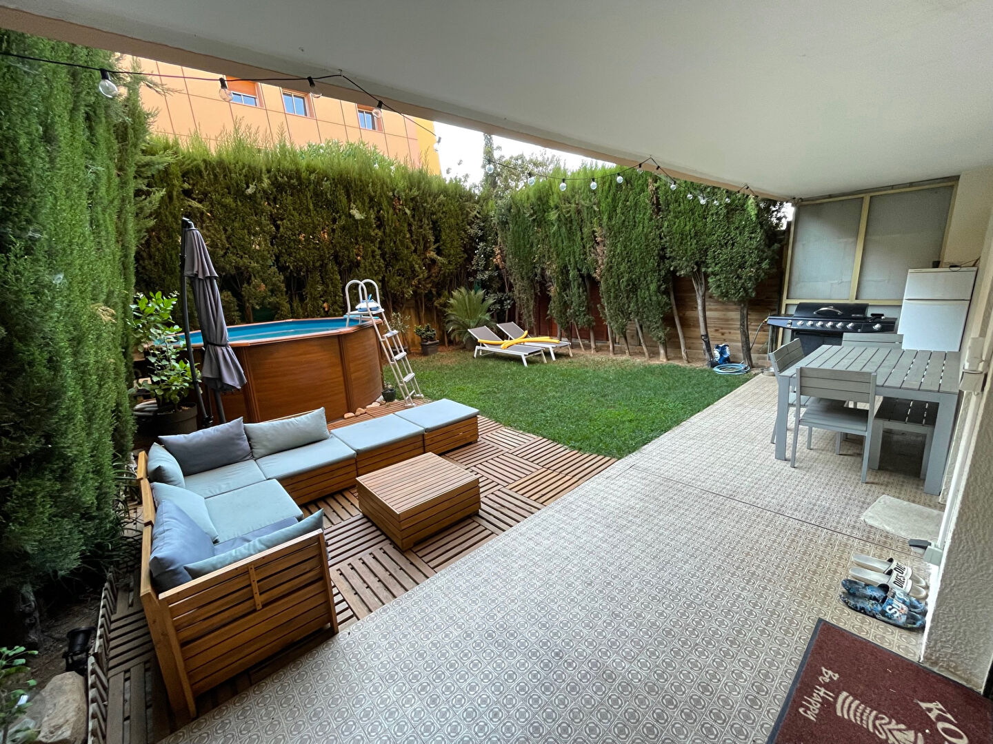 Photo Saint laurent Du Var F2 terrasse  jardin parking image 3/6