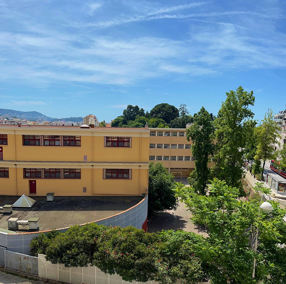 Photo Appartement  2 pièce(s) 49 m2 image 3/6