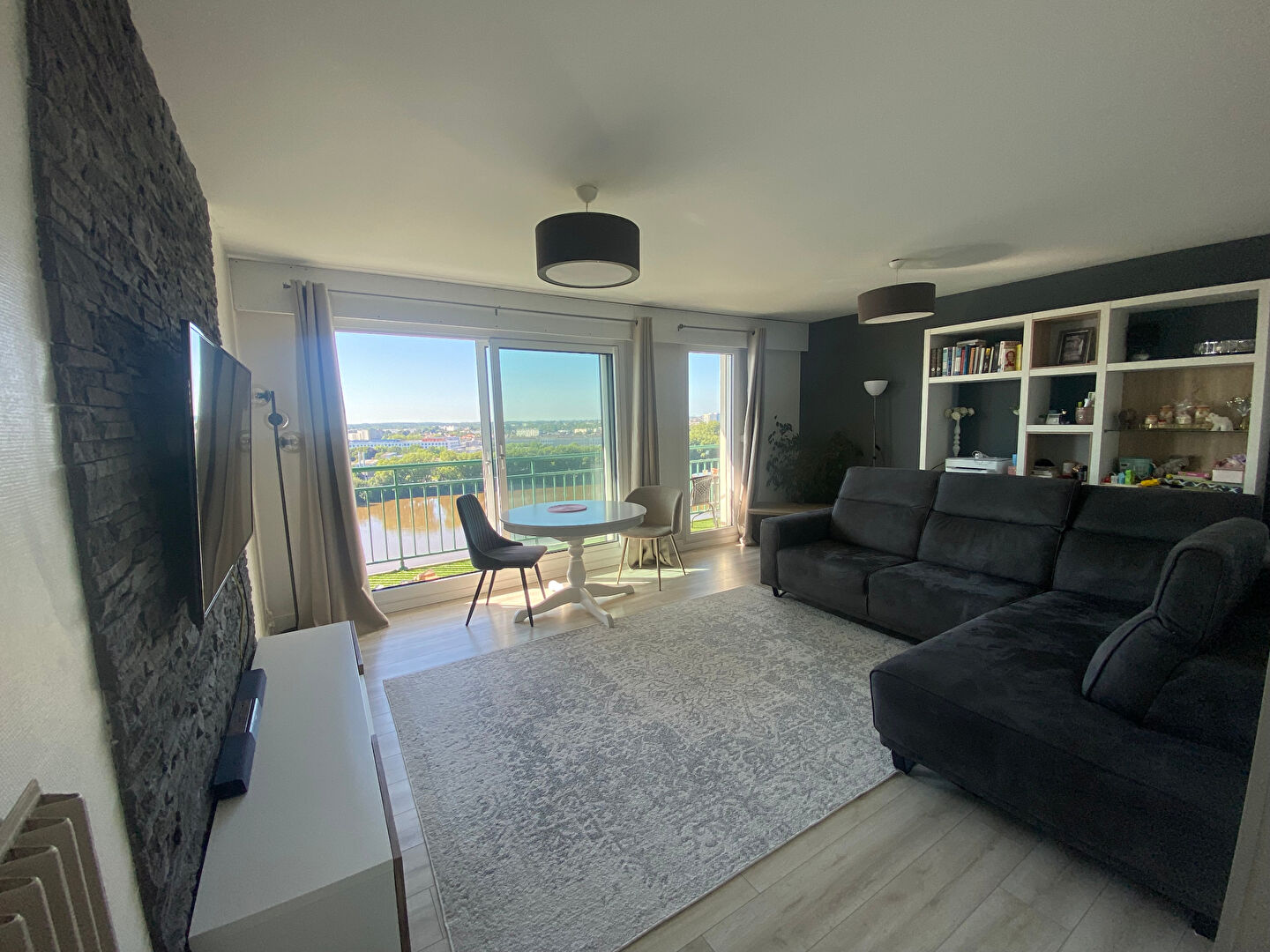 Agence immobilière de Laura Chevallier Agence Immobilière - SARL Laura Chevallier