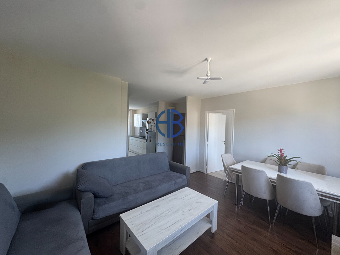 Photo Appartement Renage 4 pièce(s) 73.43 m2 image 2/6