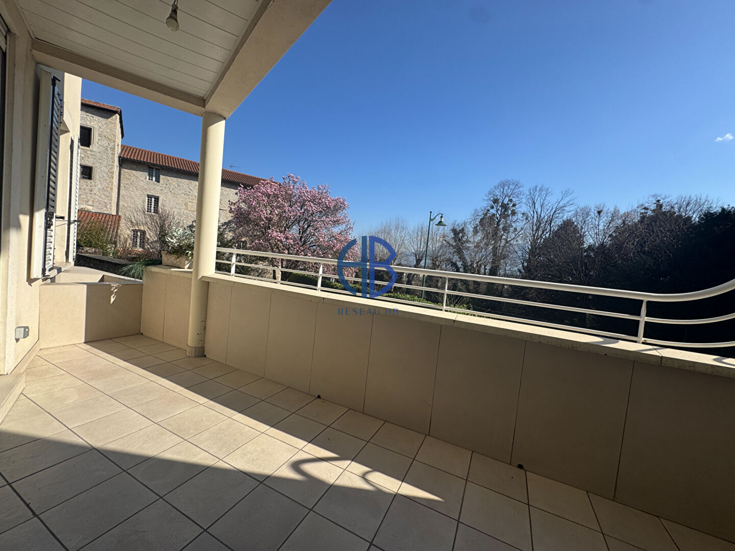 Agence immobilière de Reseau HB - SARRIA Caroline