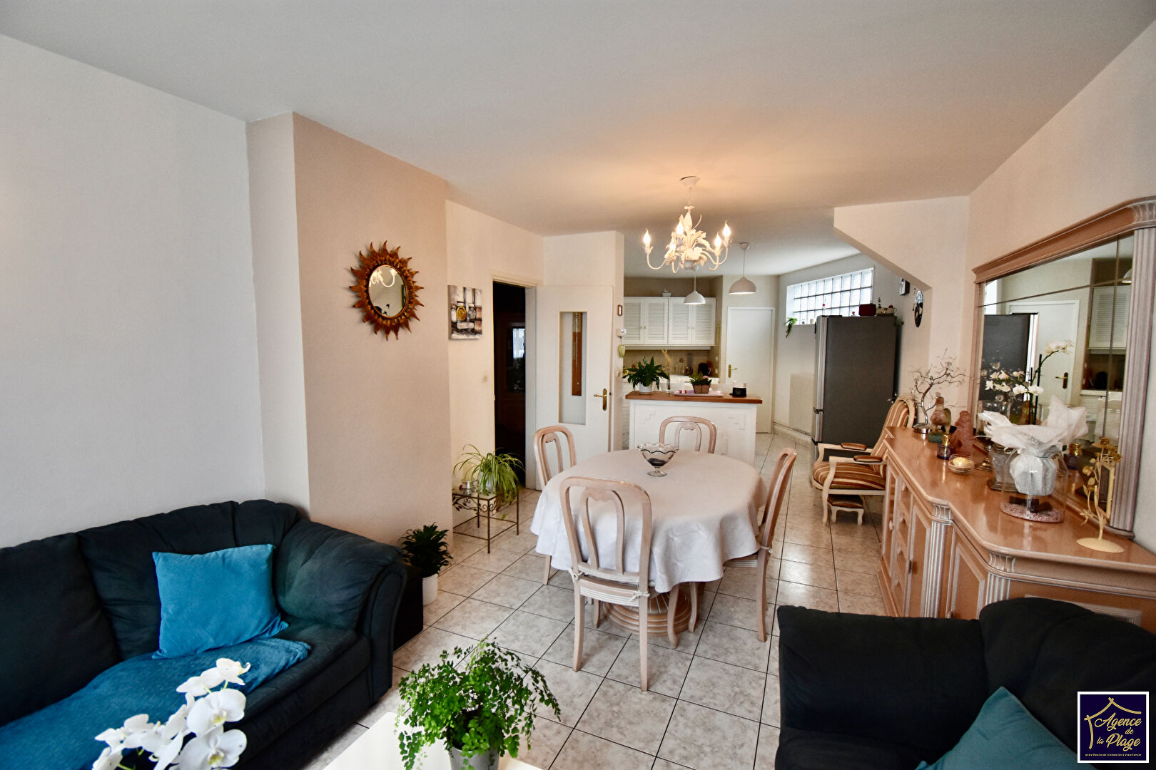 Photo Immeuble Calais Nord 190 m2 image 1/3