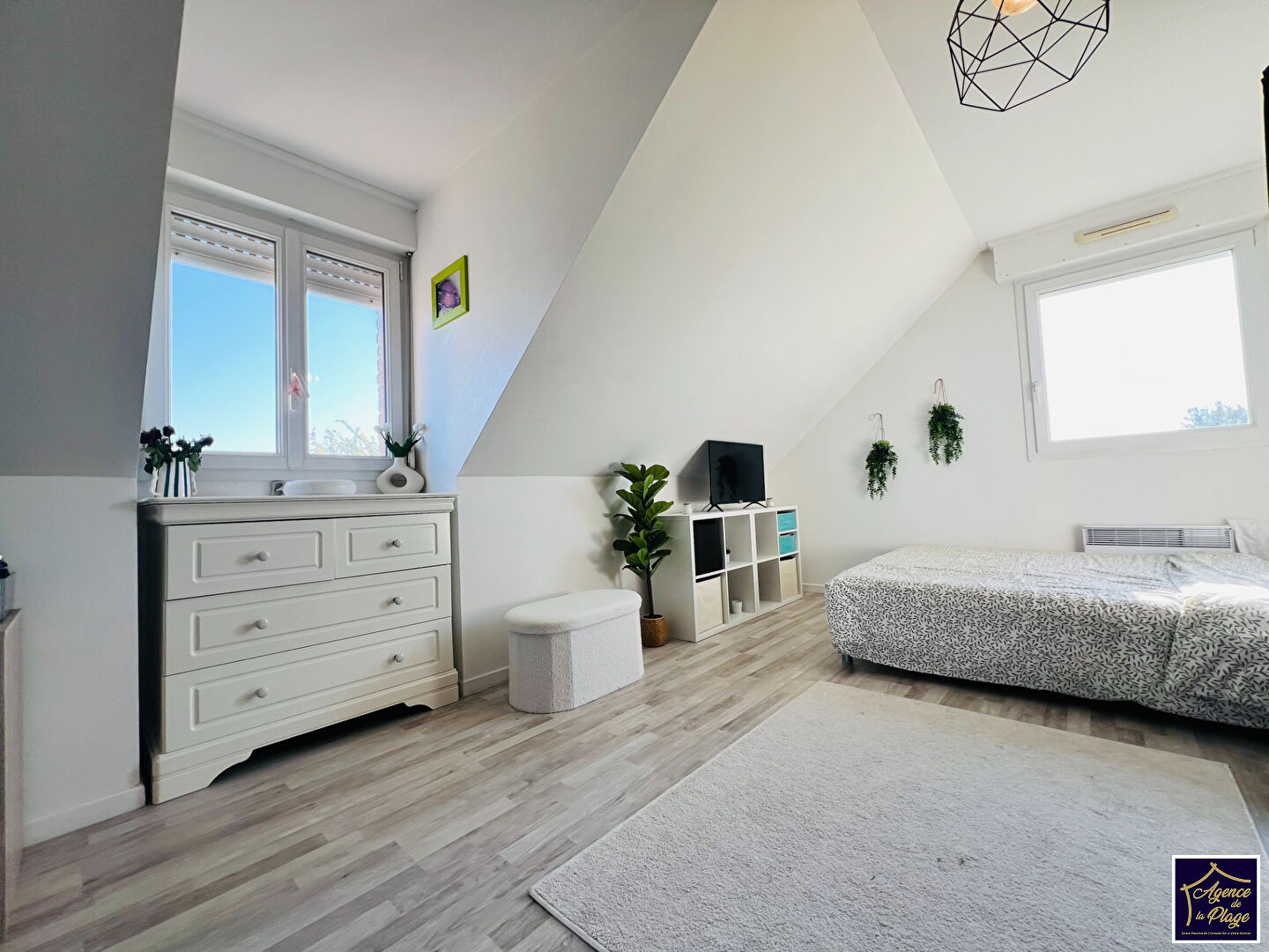 Photo OYE-PLAGE.Semi plain pied  5 chambres image 6/6