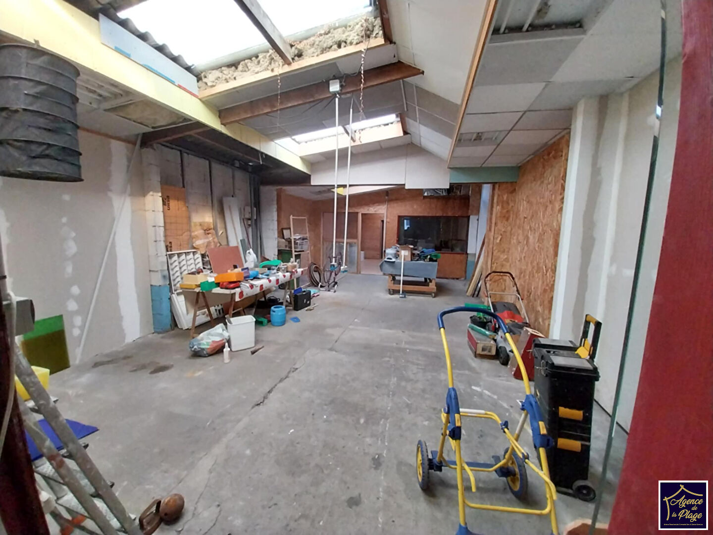 Entrepôt / local industriel Calais 188 m2