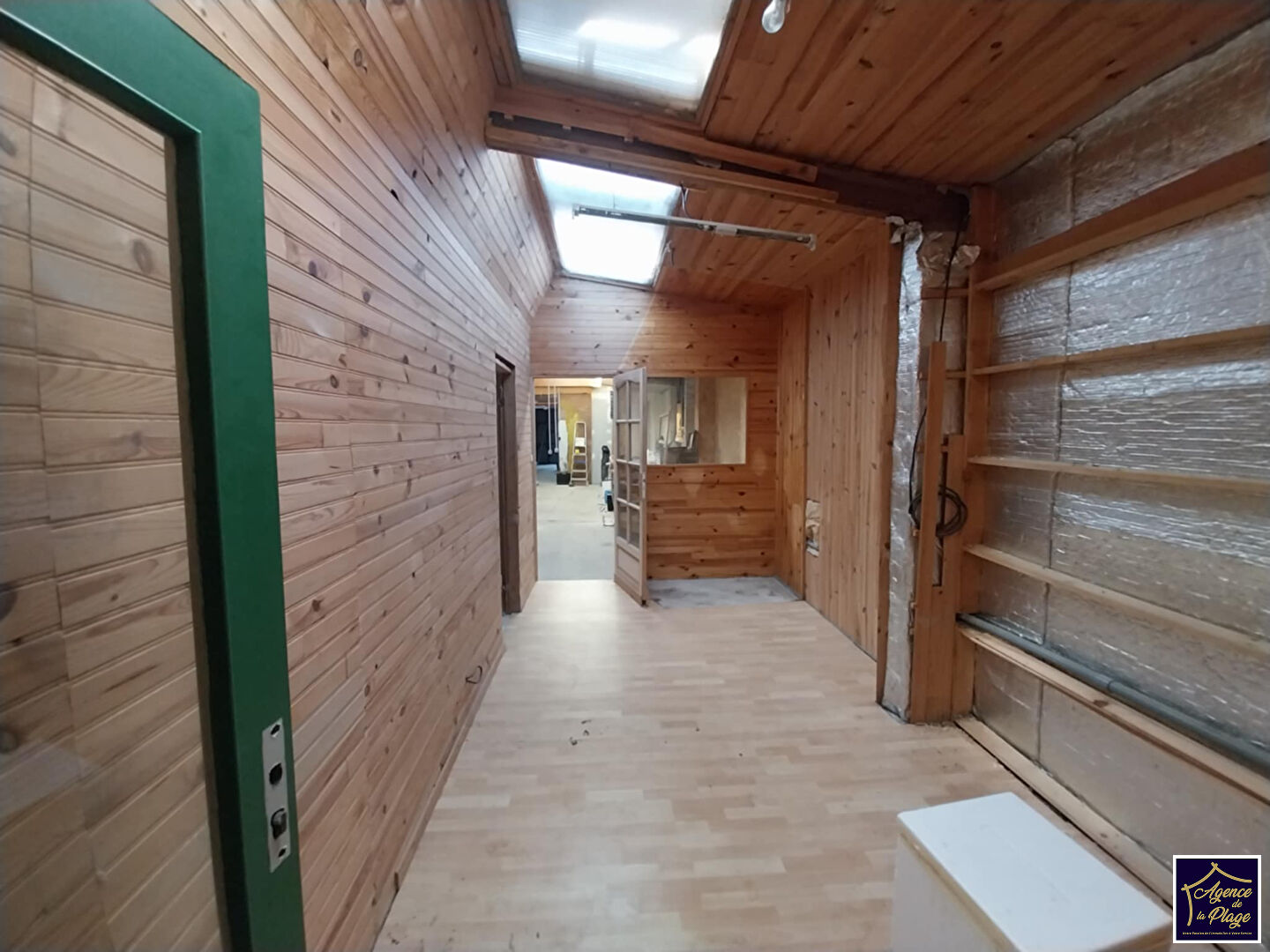 Photo Entrepôt / local industriel Calais 188 m2 image 2/3