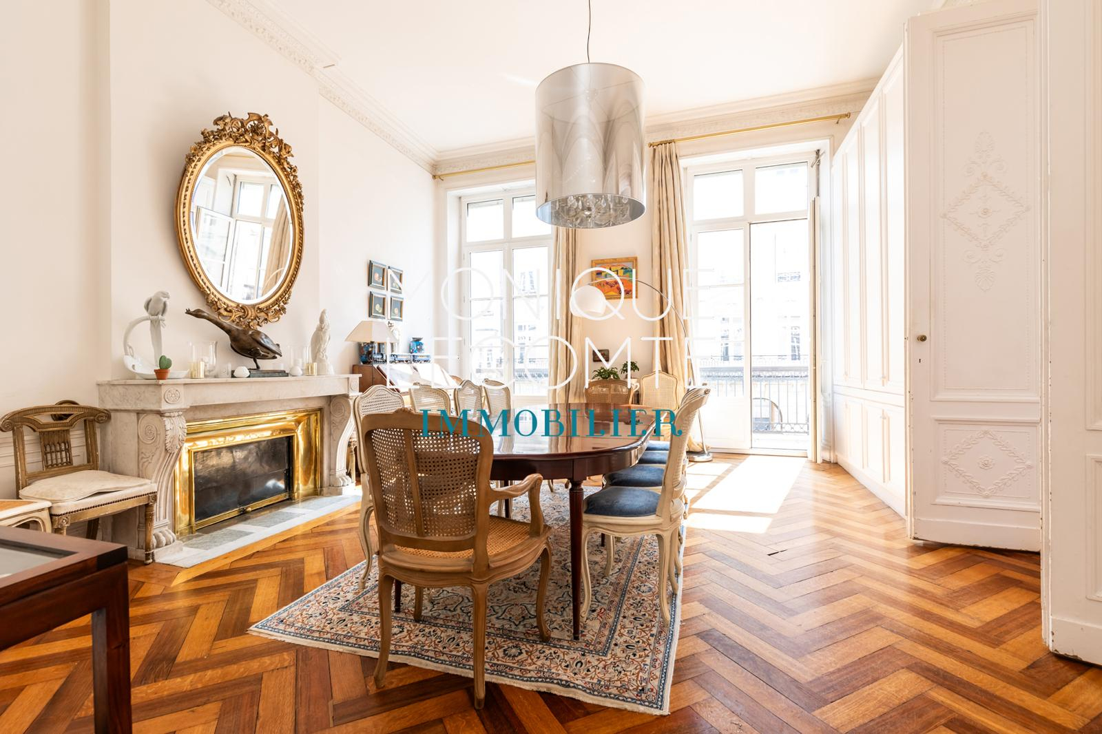 Photo BORDEAUX - TRIANGLE D'OR - Superbe appartement 4 chambres - 184m2 image 4/6