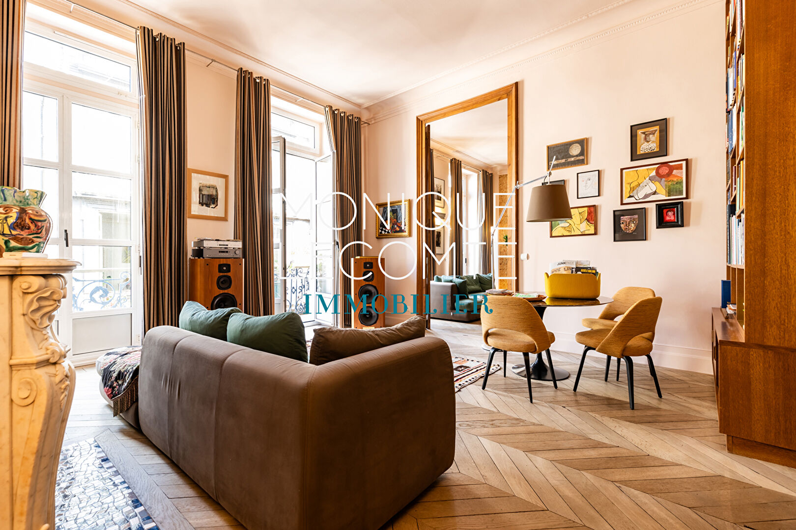 Photo BORDEAUX CENTRE-  APPARTEMENT D'ANGLE DE 213 m2 AVEC BALCON FILANT image 3/6