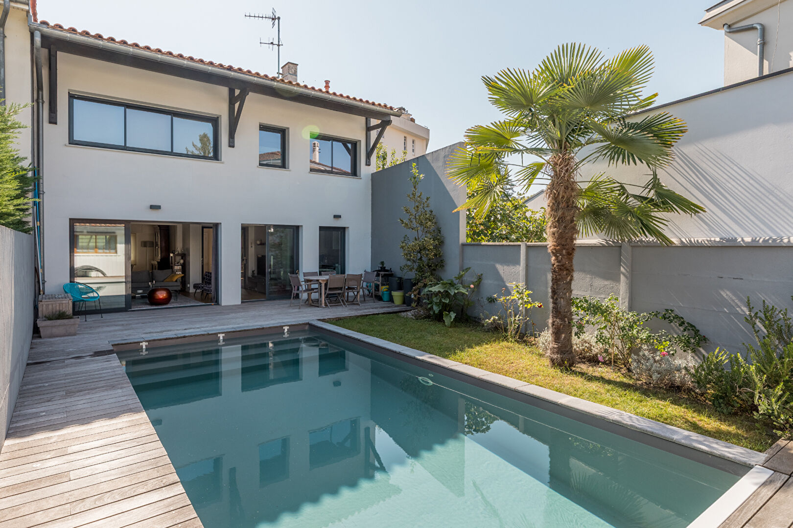 BORDEAUX - CAUDÉRAN - MAISON 165 M2 - 4 CHAMBRES - JARDIN - PISCINE - STATIONNEMENT