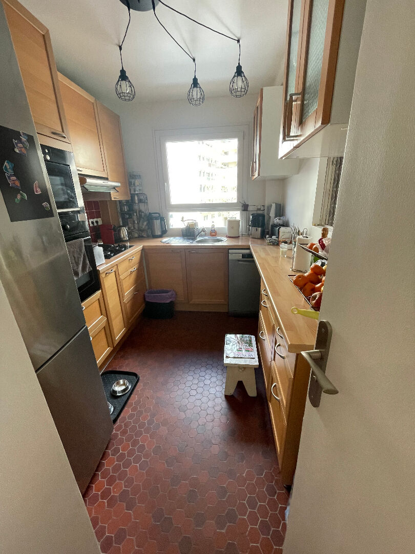 Photo MONTROUGE  DANS RESIDENCE AVEC GAEDIEN  BEAU 4 P PARFAIT ETAT image 3/6