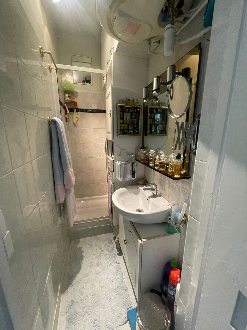 Photo RUE SARRETTE BEAU 2 P  BEL IMM PDT image 4/6