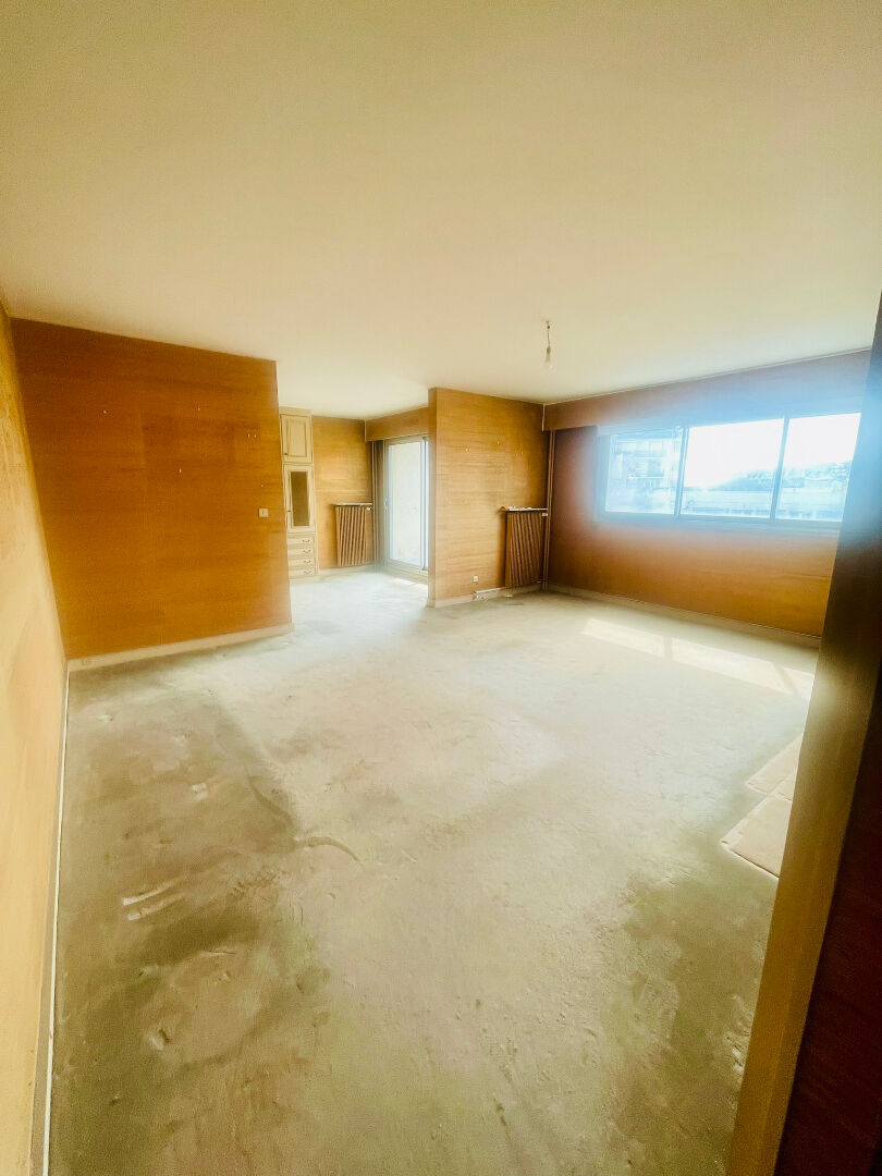 RUE SARRETTE DANS RESIDENCE  BEAU 4 P AU 7°ASC