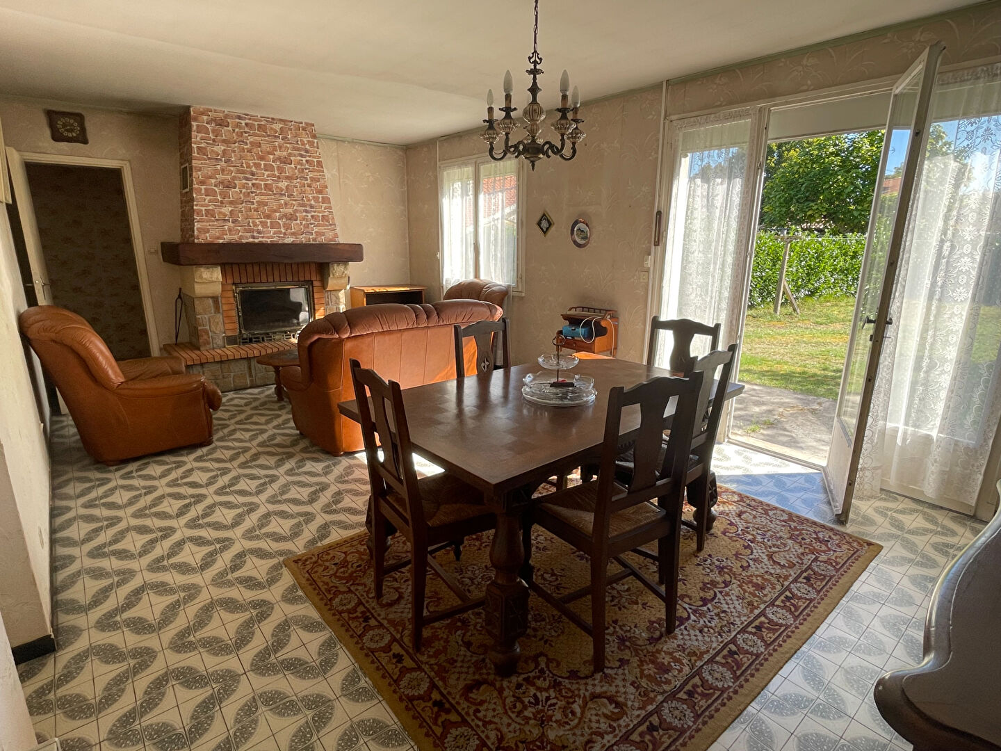 Photo MOUSTEY MAISON FAMILIALE 5 CHAMBRES image 4/6