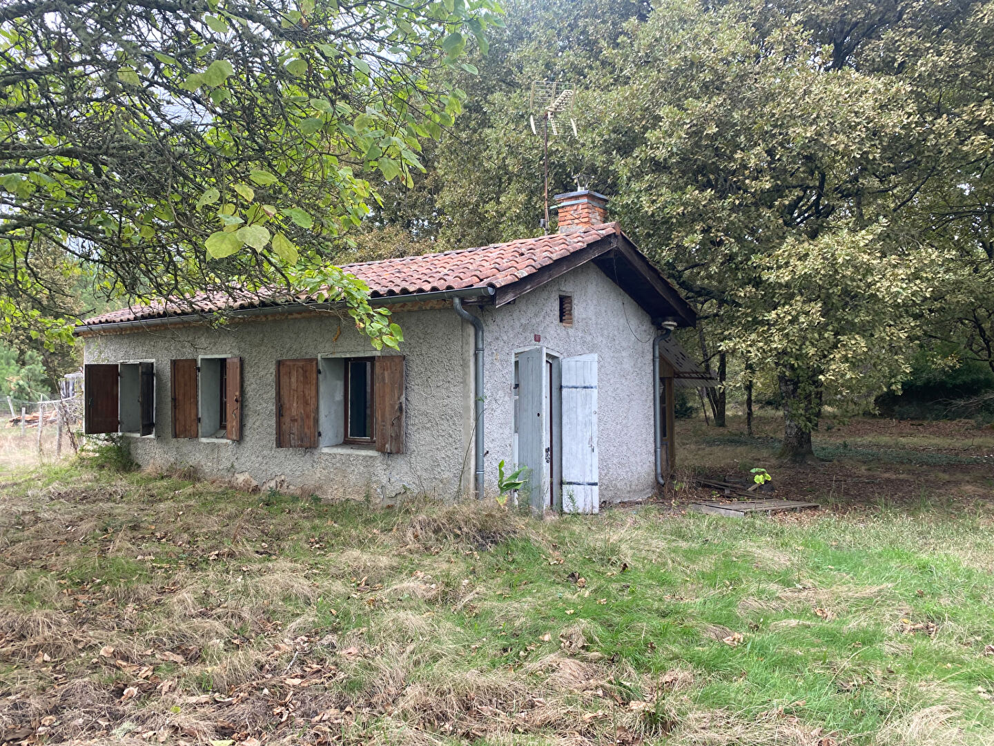 Photo PISSOS - Petite maison à rénover image 1/6