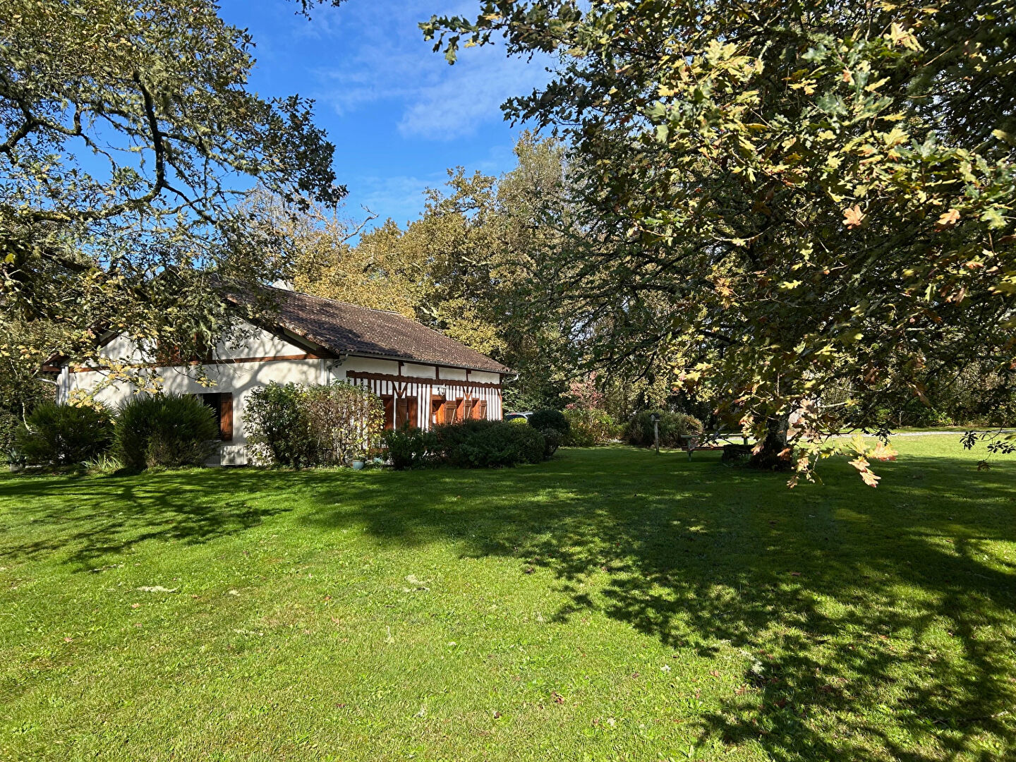 SABRES - MAISON LANDAISE A COLOMBAGES 4CHAMBRES