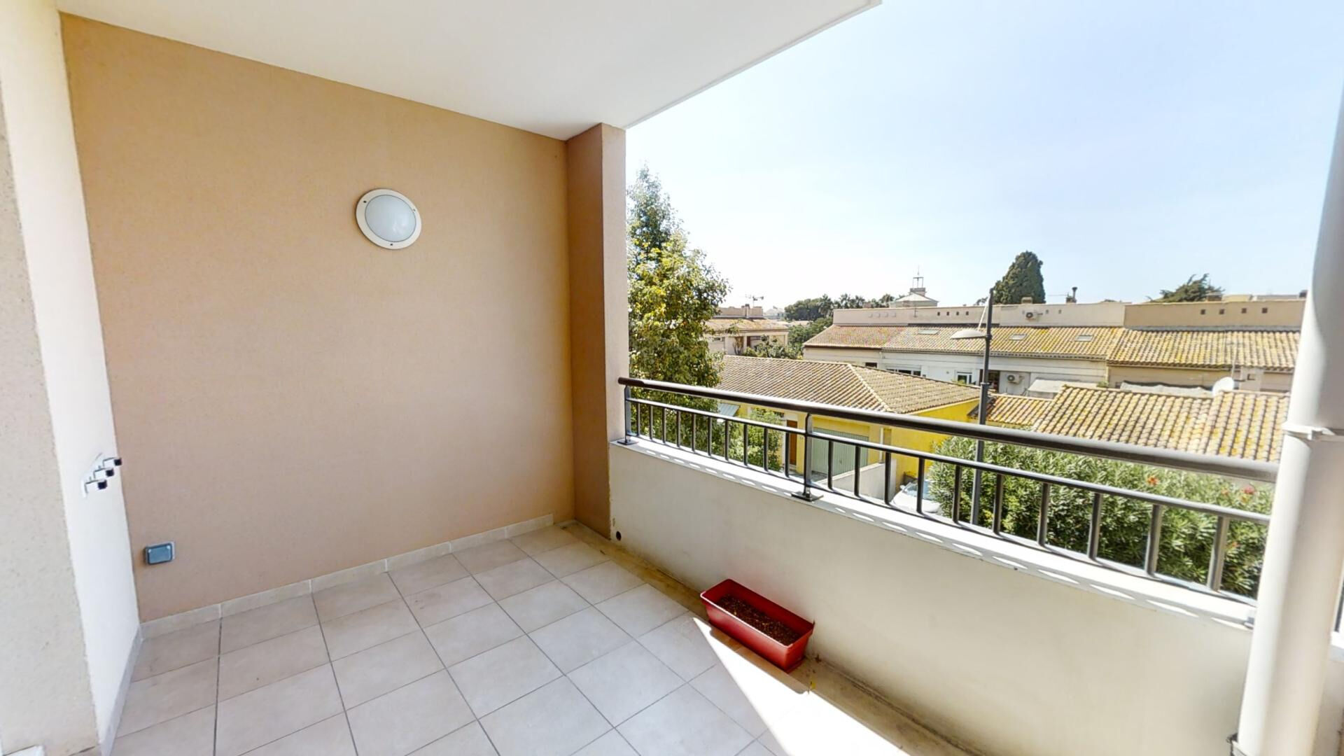 Photo Appartement Six Fours Les Plages 3 pièce(s) 62.23 m2 image 1/6