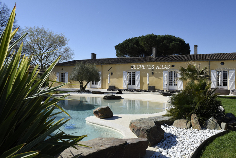 Photo SECTEUR LATRESNE CHARTREUSE DE 560M2 SUR TERRAIN  9000M2 image 4/6