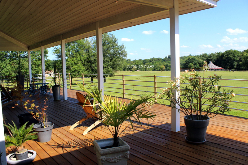 Photo BOULIAC 8MN BELLE VILLA CONTEMPORAINE SUR TERRAIN  7000M2 image 3/6