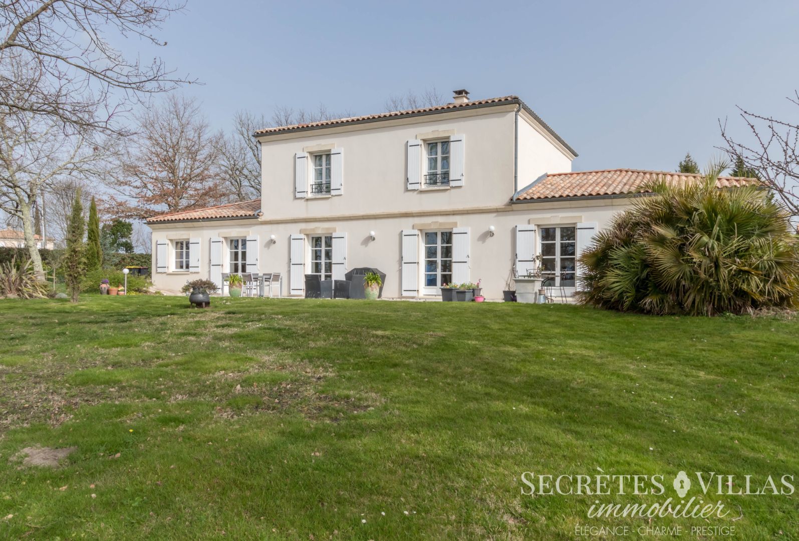 Photo FARGUES ST HILAIRE VILLA ET APPARTEMENT 229M2 VUE DEGAGEE image 2/6