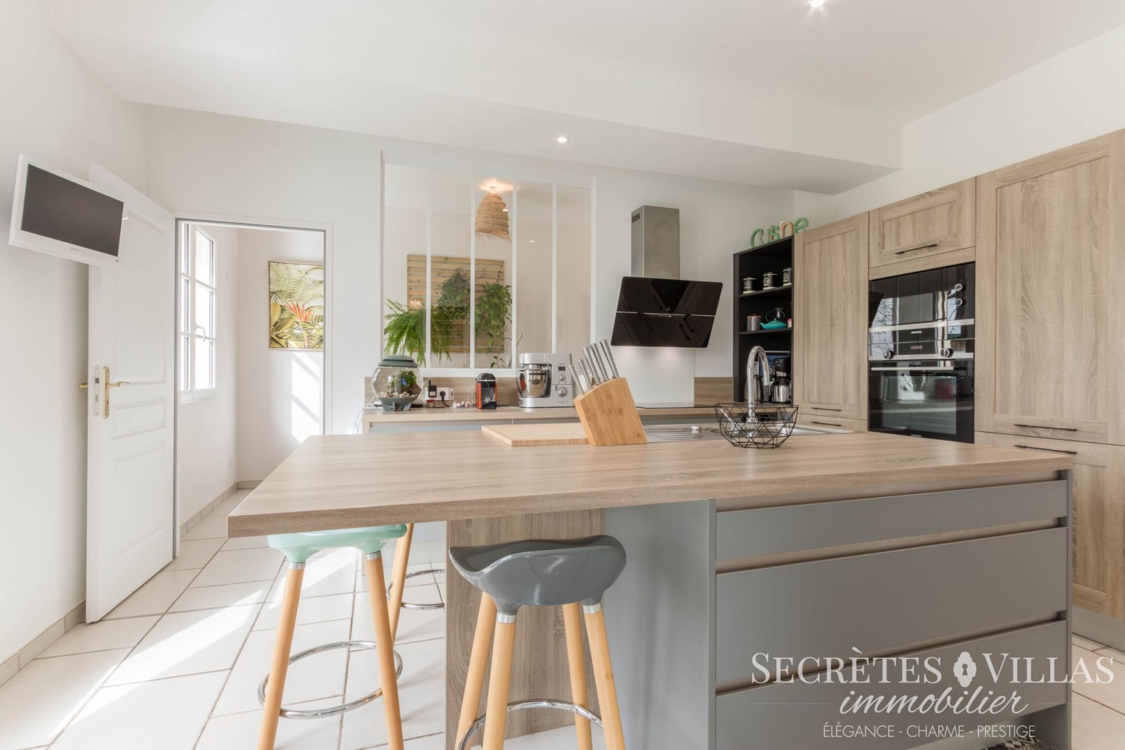 Photo FARGUES ST HILAIRE VILLA ET APPARTEMENT 229M2 VUE DEGAGEE image 3/6