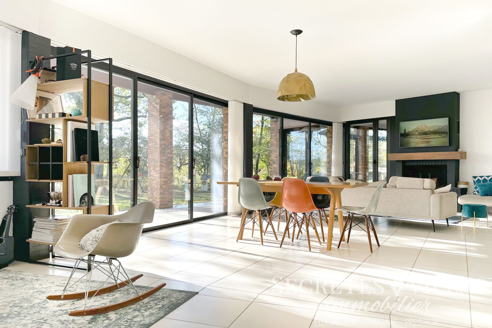 Photo CREON VILLA ARCHITECTE 333M2 PARC 1,6HA PISCINE INTERIEURE image 2/6