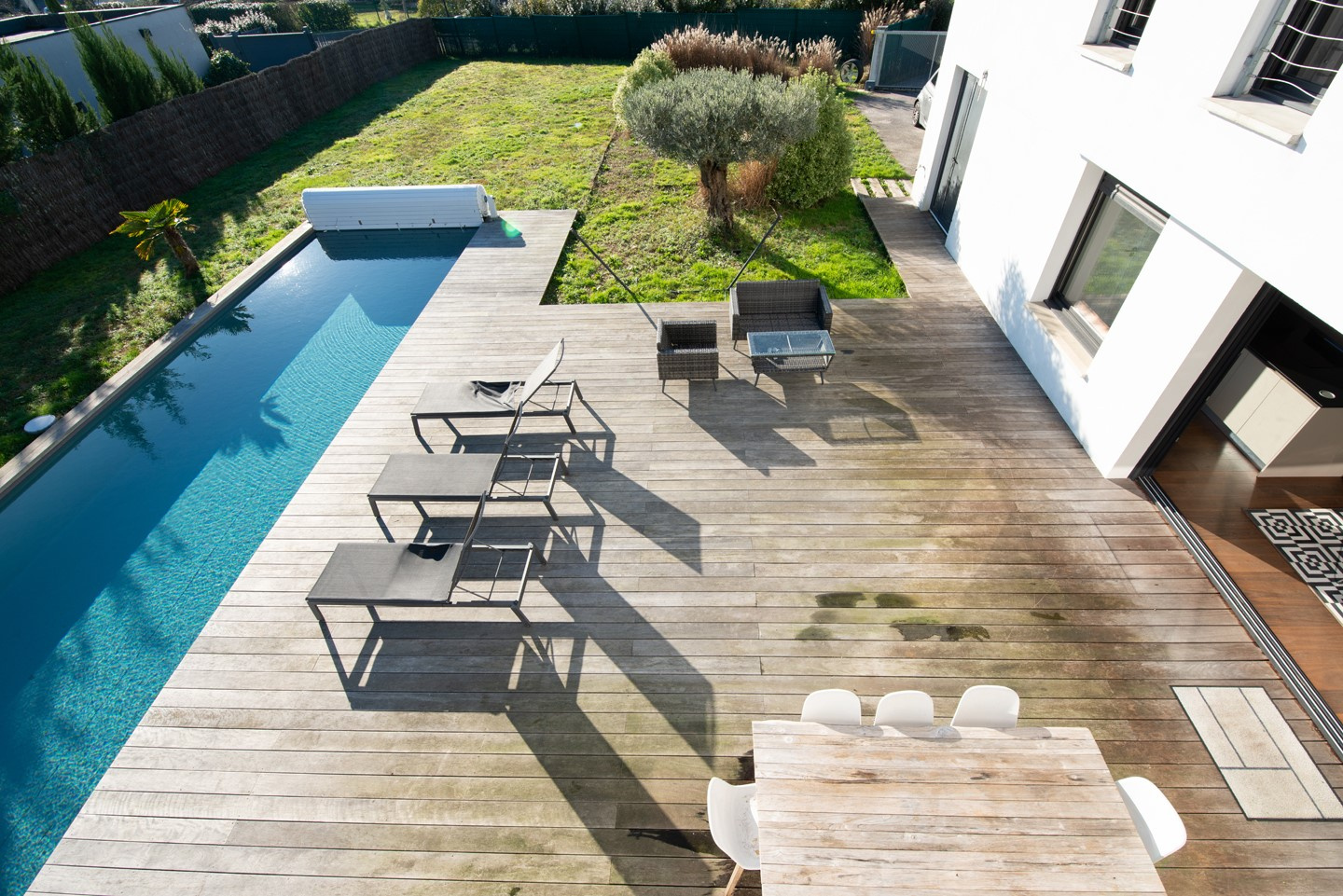 Photo HAUT BOULIAC VILLA CONTEMPORAINE 170M2 sur 2000M2 ET PISCINE image 2/6