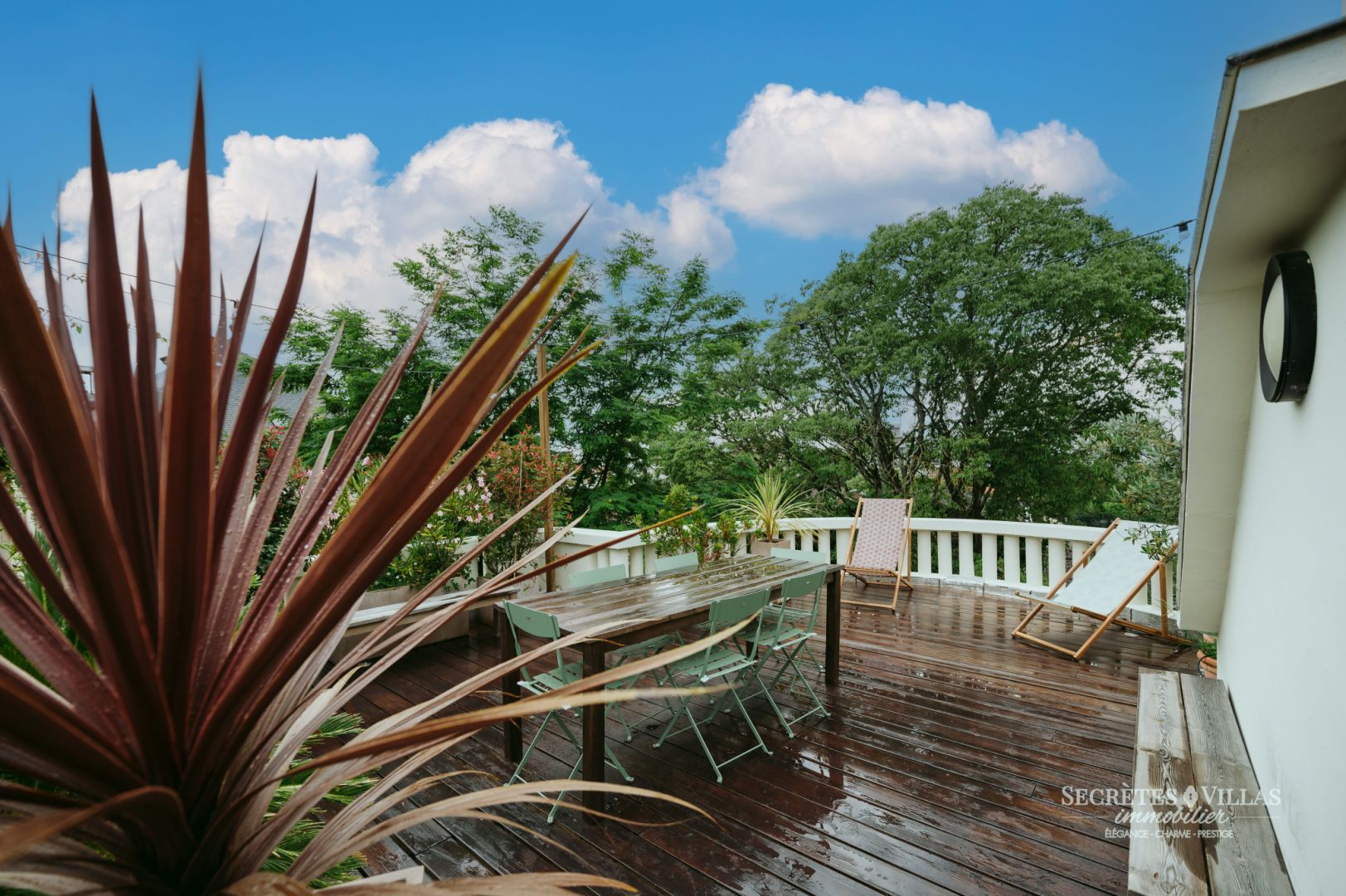 BORDEAUX BASTIDE TRIPLEX D'EXCEPTION 145M2 ET ROOF TOP 33M2