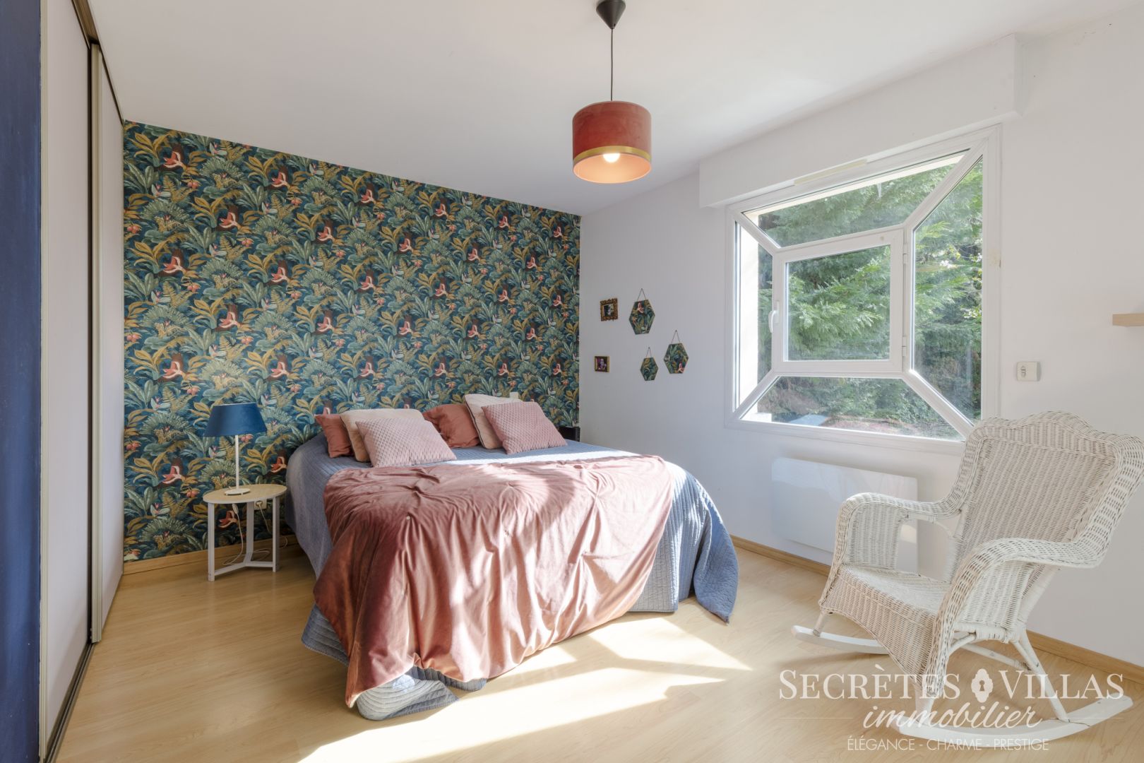 Photo CARIGNAN DE BDX MAISON PLAIN PIED 220M2 SUR 2725M2 ET PISCIN image 4/6