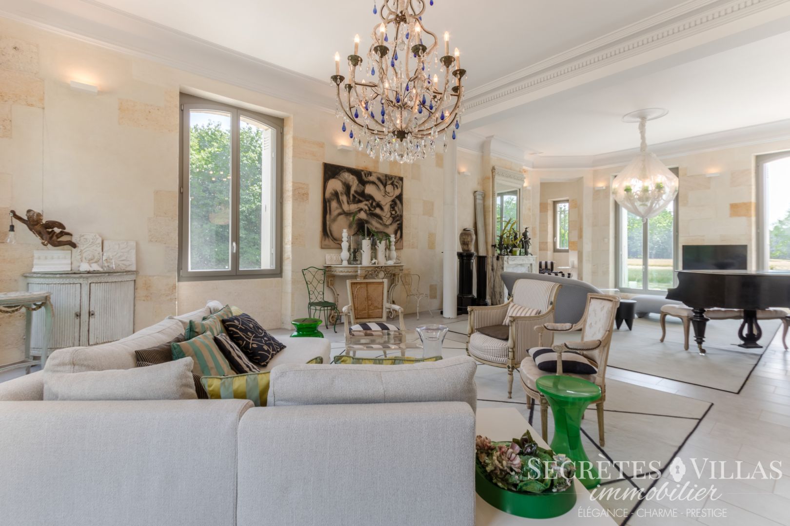 Photo BORDEAUX CHATEAU ET DEPENDANCES RENOVES 1310M2  PARC 5,44HA image 5/6