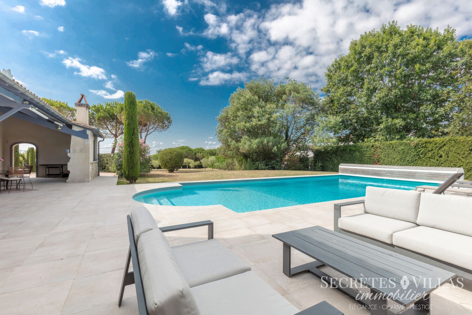 Photo LATRESNE VILLA  270M2 DE CHARME SUR TERRAIN 3581M2 AVEC VUE image 6/6