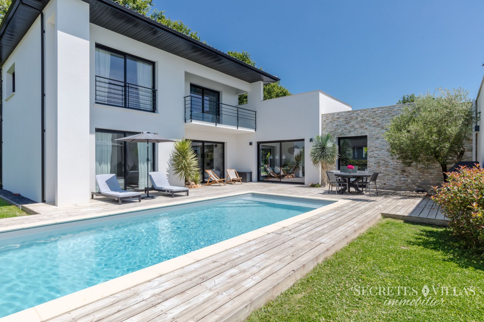 Agence immobilière de SECRETES VILLAS IMMOBILIER Bouliac