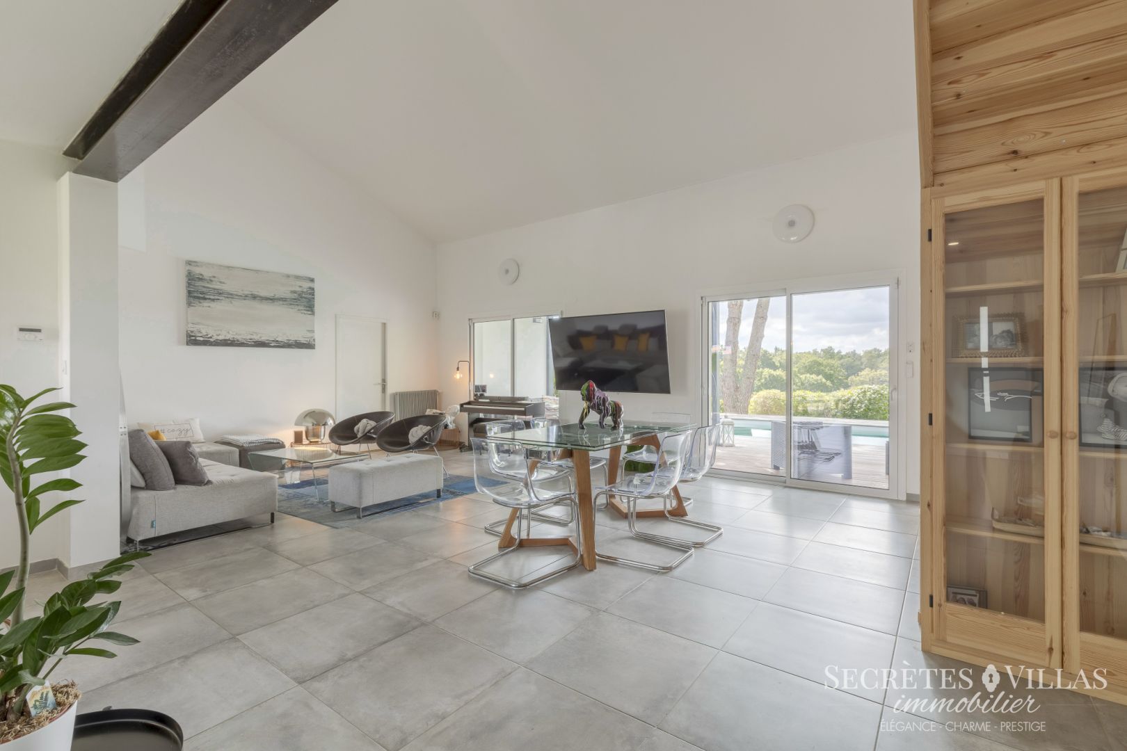 Photo BOULIAC  VILLA FAMILIALE 197M2 VUE DEGAGEE AVEC APPARTEMENT image 3/6