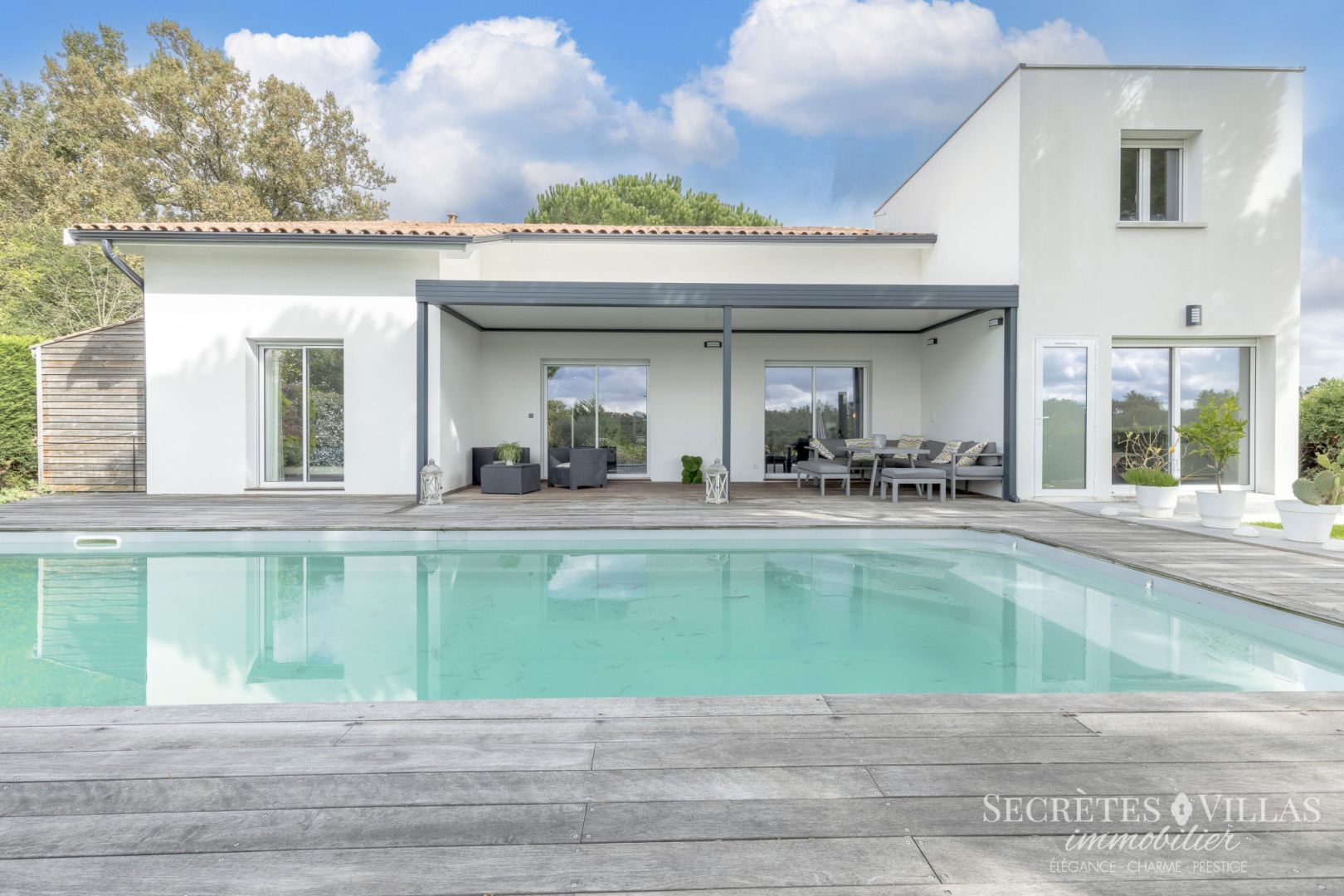 Photo BOULIAC  VILLA FAMILIALE 197M2 VUE DEGAGEE AVEC APPARTEMENT image 6/6