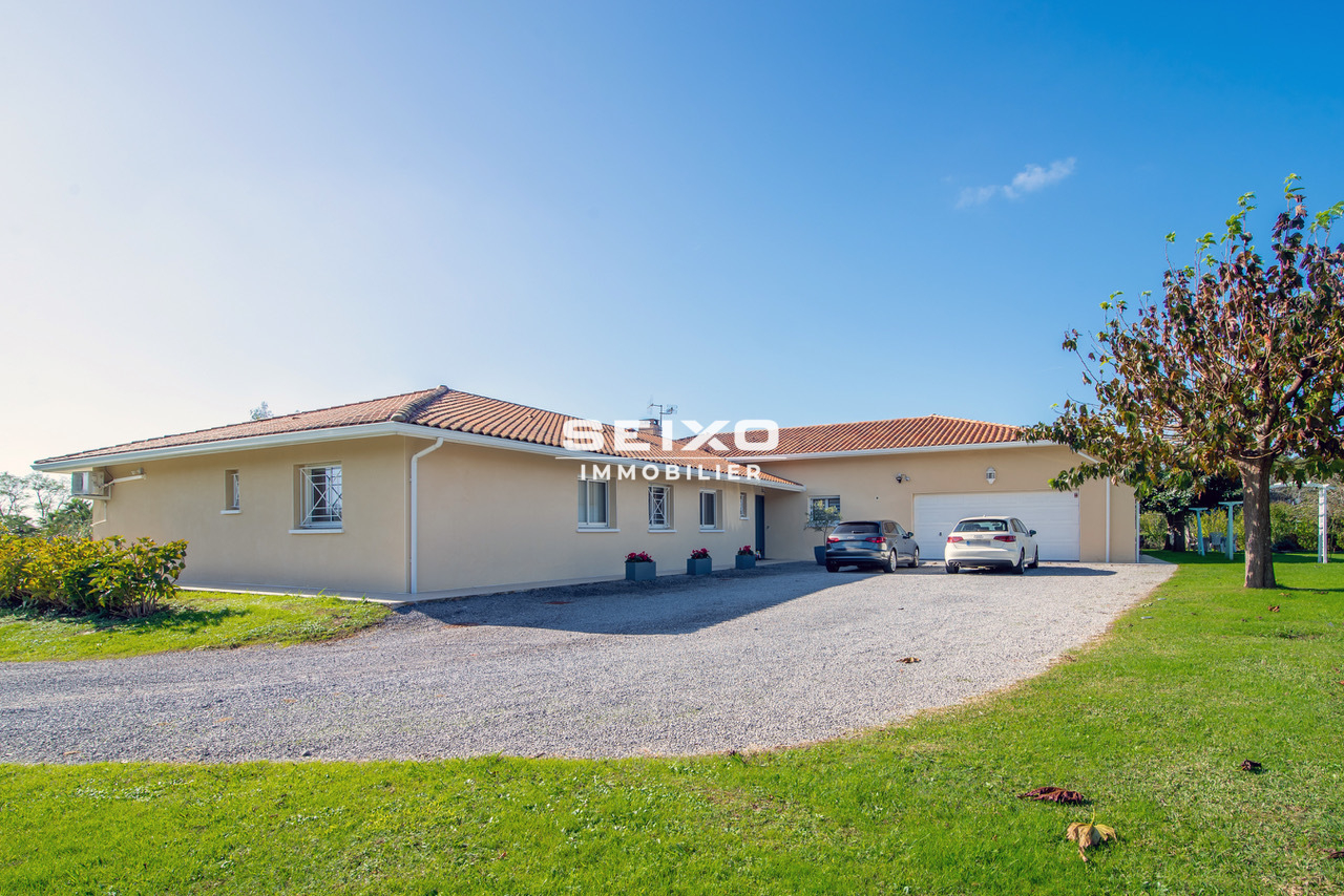 Photo Villa d'exception 300 m² de plain-pied sur son parc de 3500 m² image 3/6