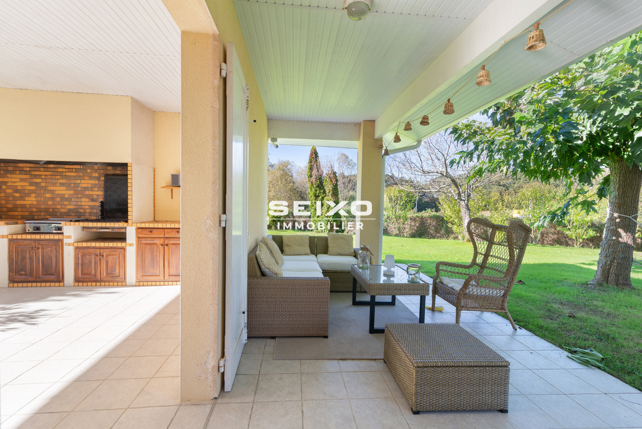 Photo Villa d'exception 300 m² de plain-pied sur son parc de 3500 m² image 6/6