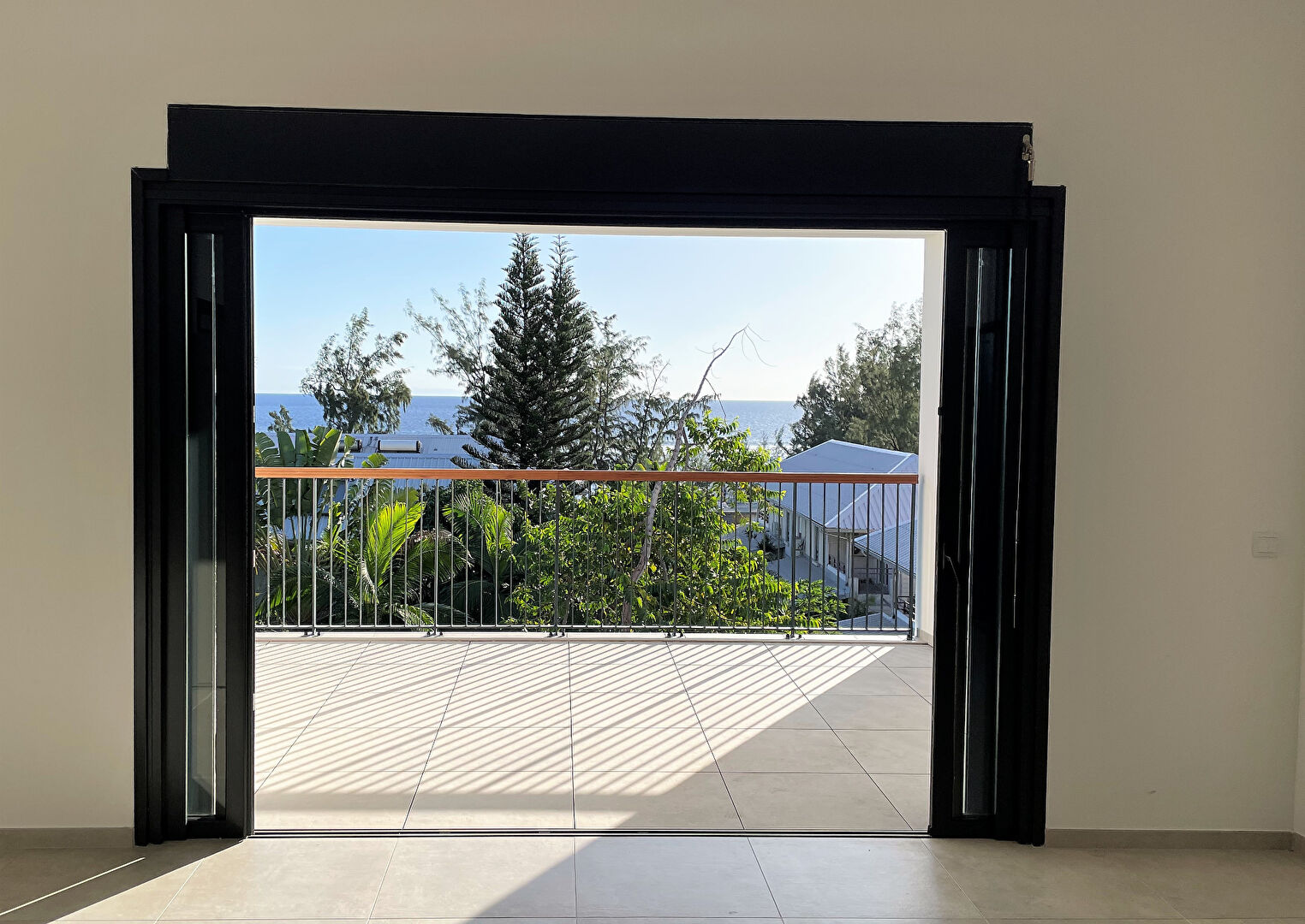 APPARTEMENT NEUF  CENTRE DE ST LEU