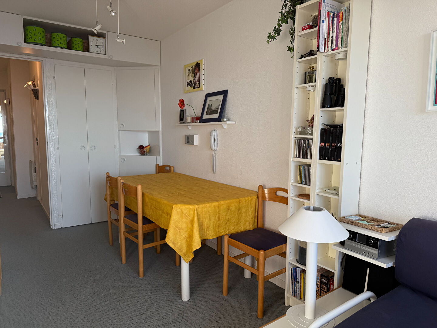 Photo VENDU .Résidence Malinka - Appartement en Duplex avec  2 chambres. Quartier Falaise. image 4/6