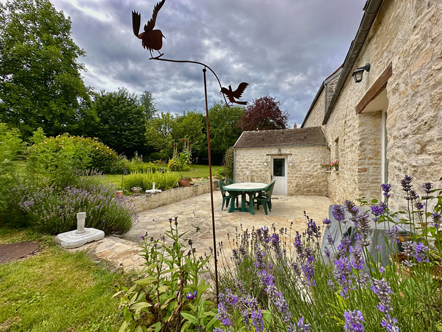 Photo Maison en pierre pleine de charme à Borest image 2/6