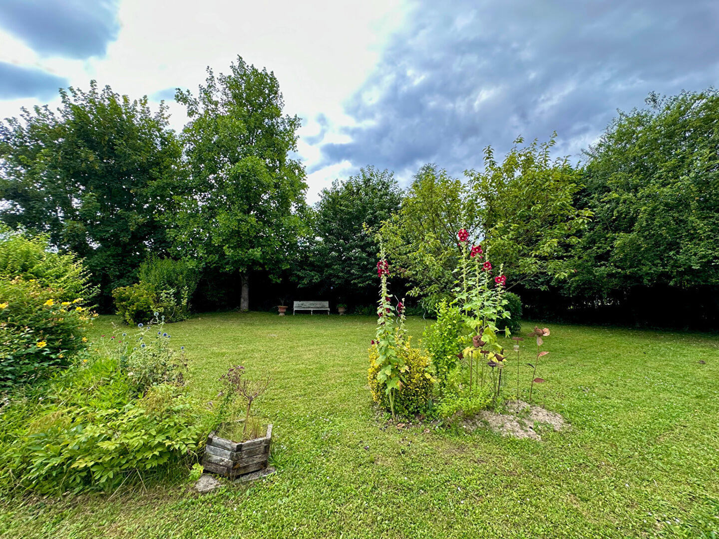 Photo Maison en pierre pleine de charme à Borest image 3/6