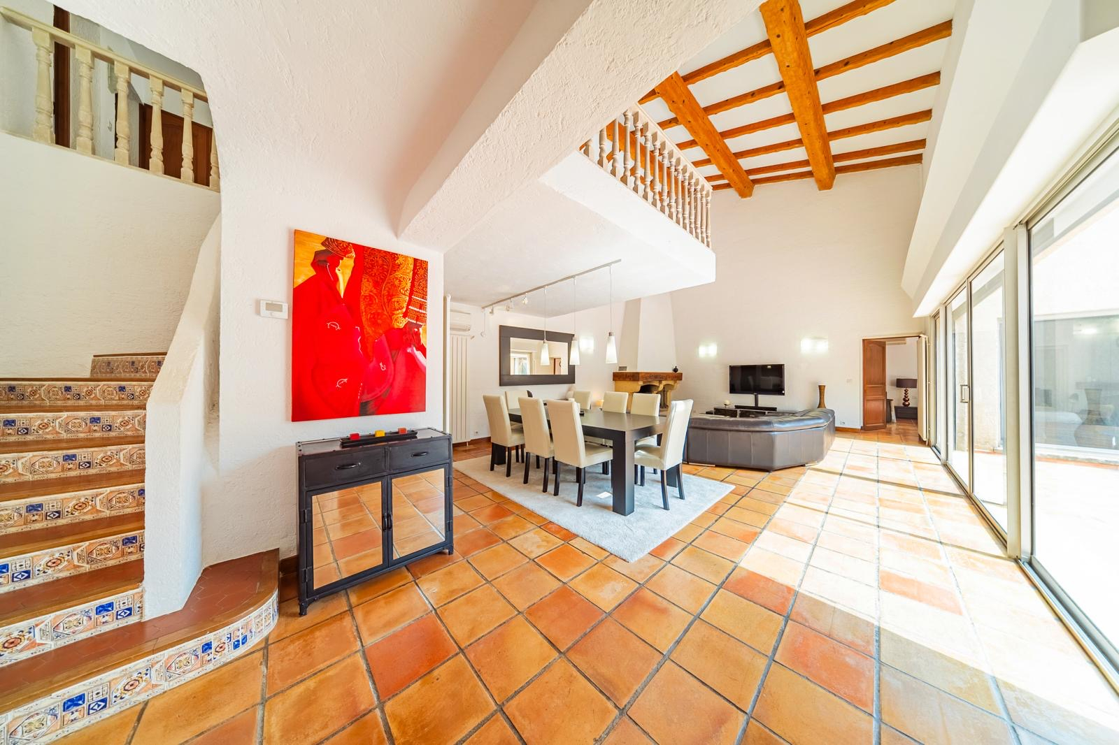 Photo Les Pennes Mirabeau (13170) Maison d'Architecte de 200 m²  sur 5 000 m² de terrain - secteur Barnouins image 6/6