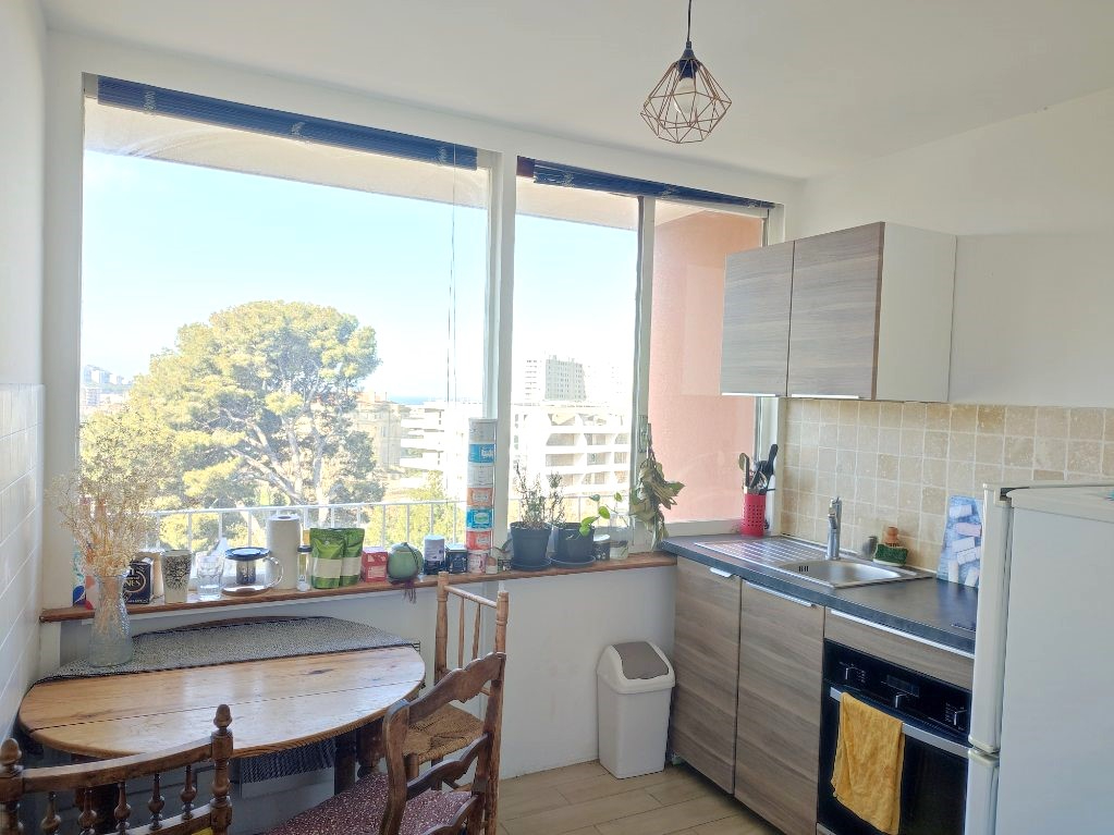 Photo Marseille ( 13009) TYPE 1 DE 29 m2 avec balcon et cave image 2/3