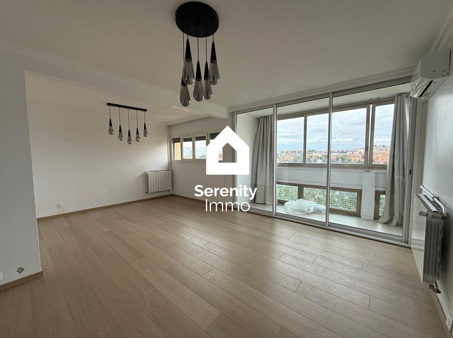 Appartement  (13015) 4 pièce(s) 82.75 m2