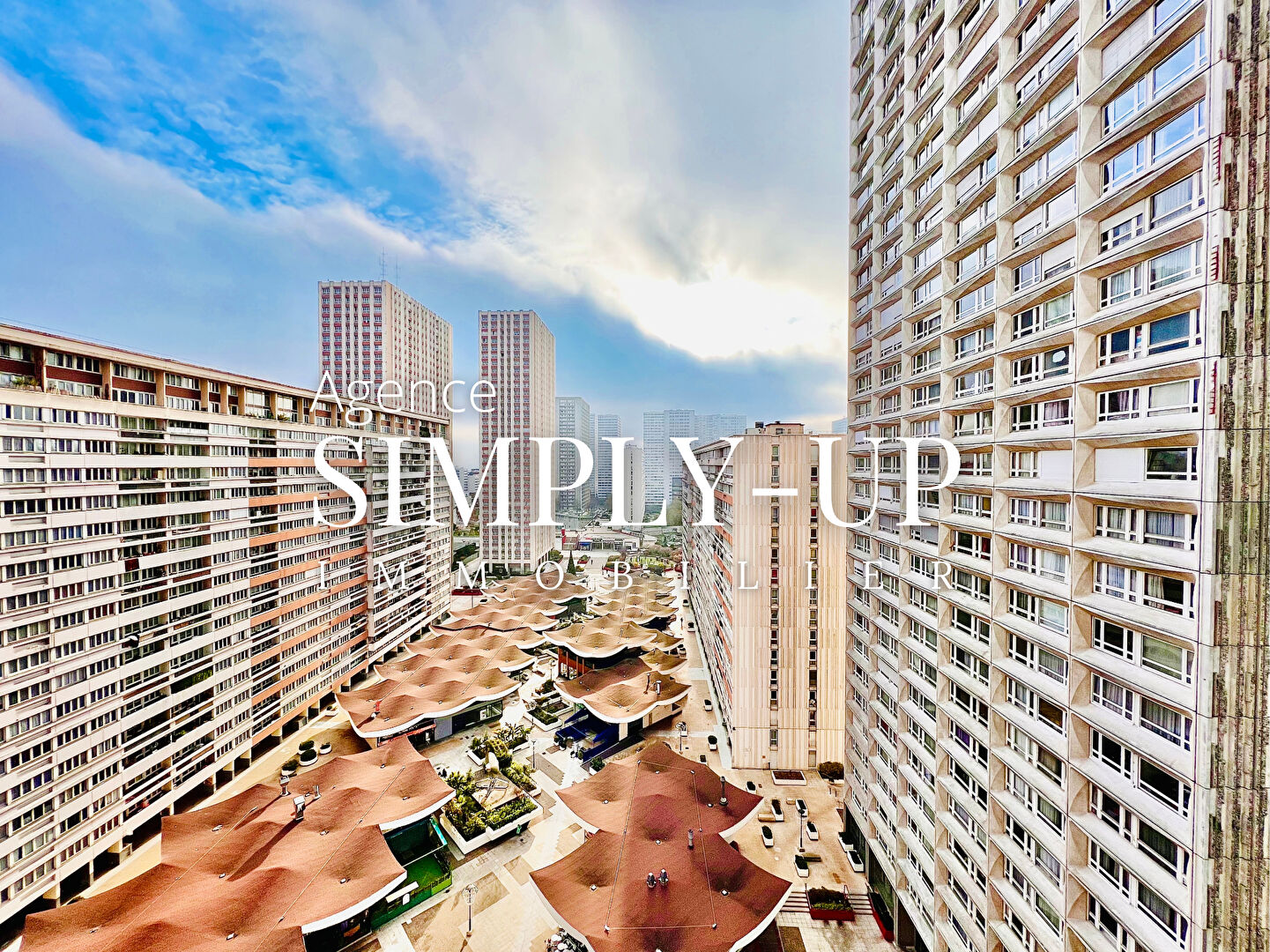 Photo Appartement Paris 5 pièce(s) 104 m2 image 2/6