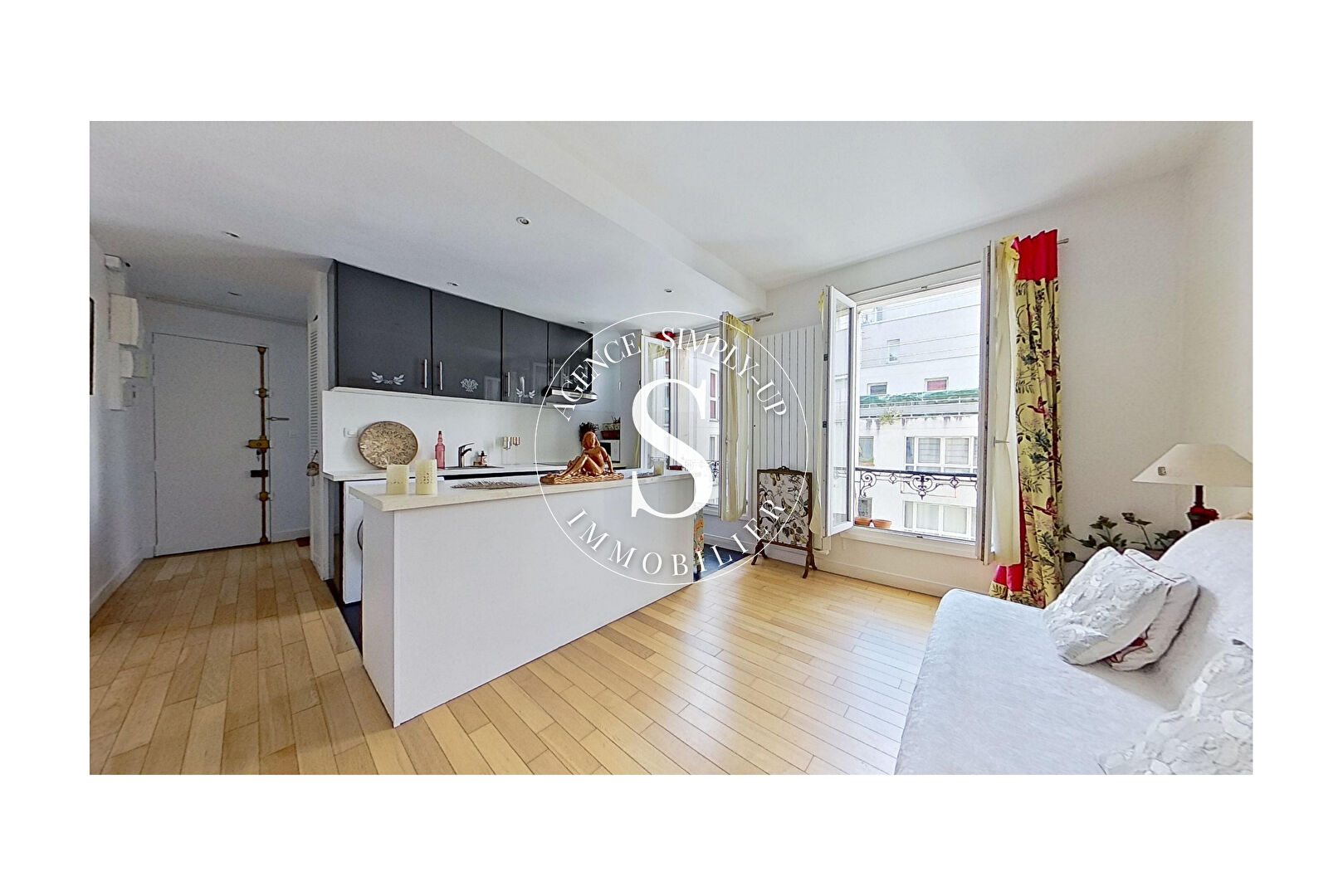 Photo Appartement Paris 3 pièce(s) 50.14 m2 calme et clair image 2/6