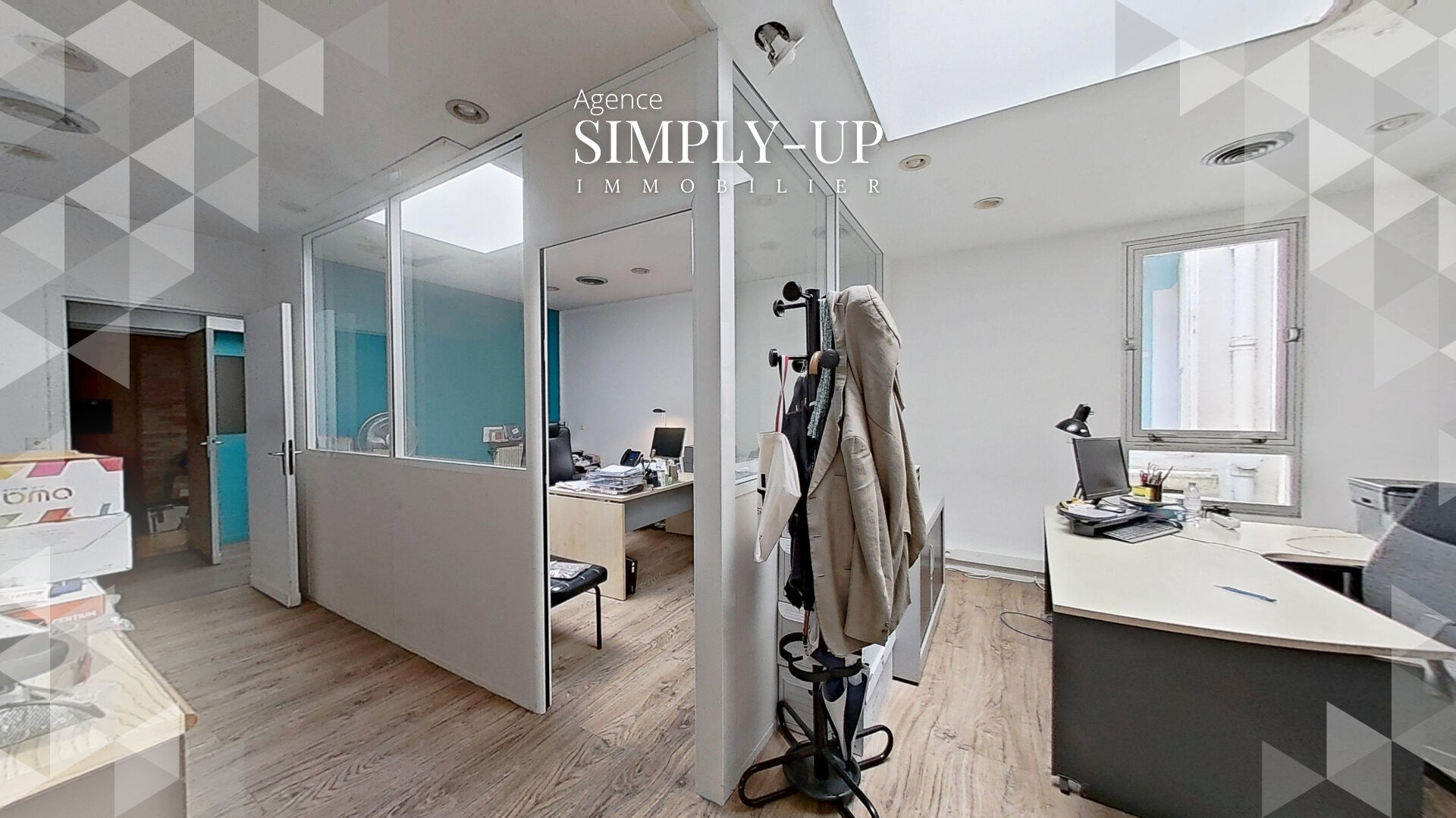 Local commercial à vendre 799 000   rue de villeneuve clichy