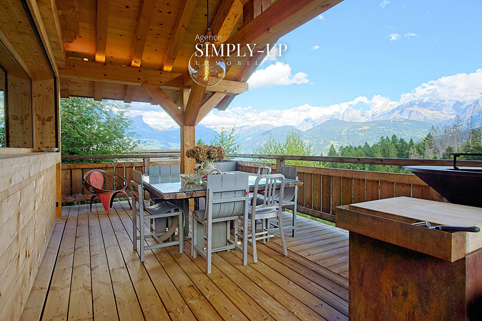 Chalet d'exception face au Mont Blanc 7 pièce(s) 278.29 m2